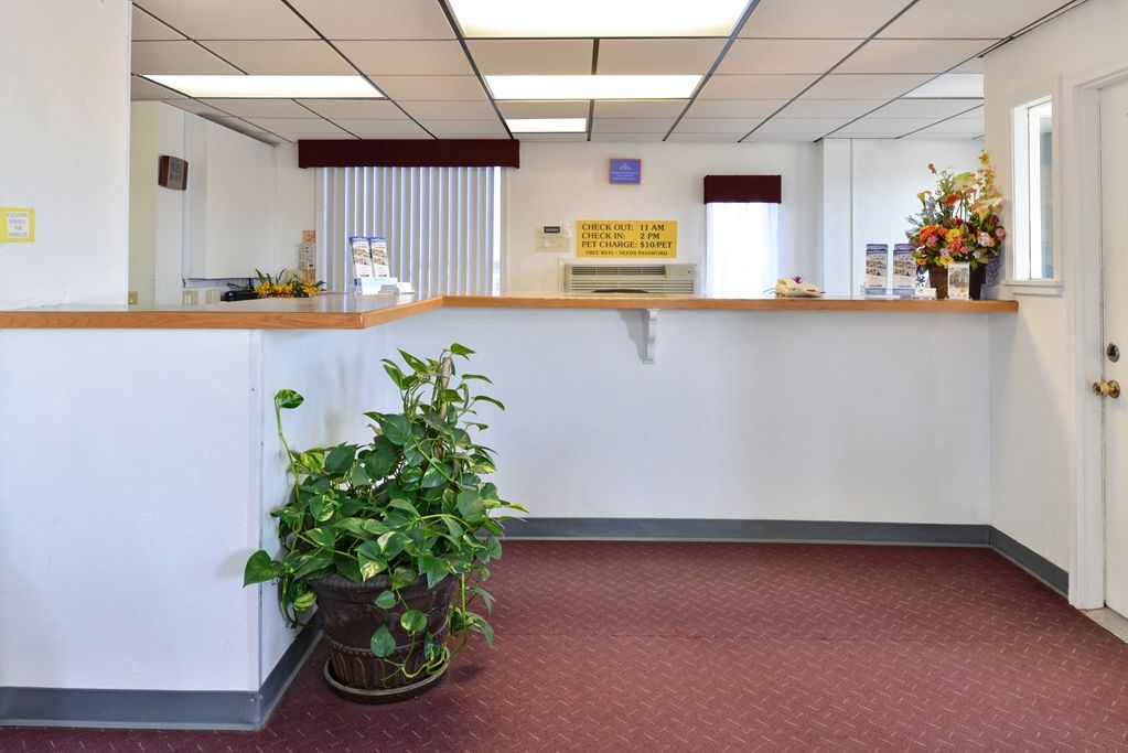 Americas Best Value Inn El Reno 내부 사진