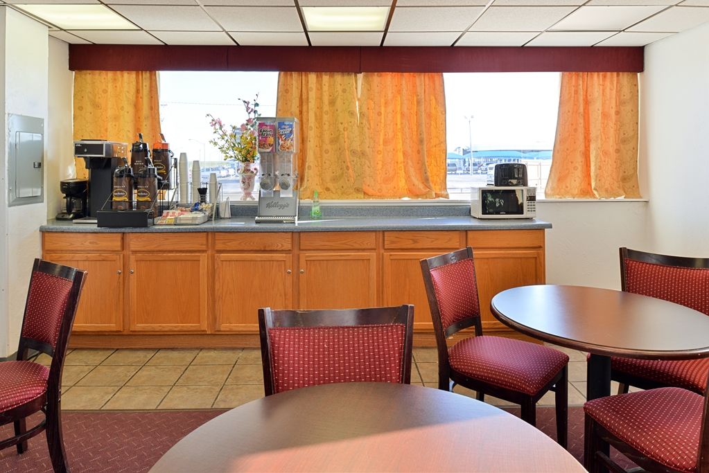 Americas Best Value Inn El Reno 레스토랑 사진